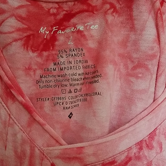 Tie-dye v neck shirt size L - Picture 6 of 6